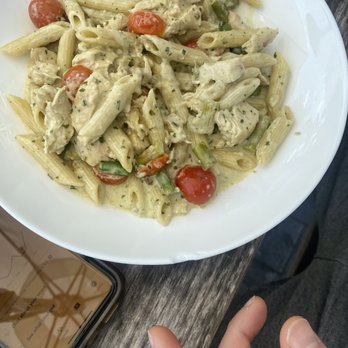 Farm Country Kitchen - Roberto Pasta - American Near Me - Riverhead, New York Farm Country Kitchen - Roberto Pasta - American Near Me - Riverhead, New York