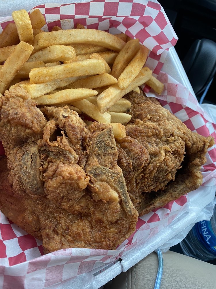 RYAN’S FISH & WINGS Chicken Wings 107 Baskin St, Union Springs, AL