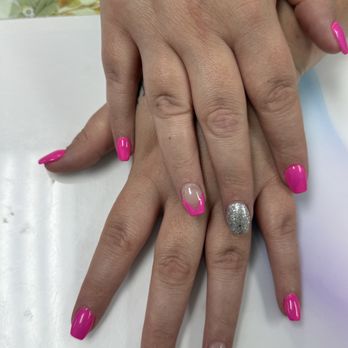 Queen Nails - Nail Salons Near Me - Erie, Pennsylvania