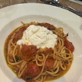 Il Fornaio - Spaghetti Pomodoro - Italian Near Me - Las Vegas, Nevada