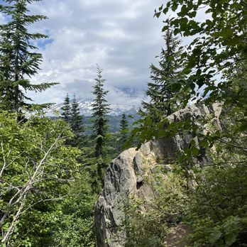 Bench and Snow Lake Trail - Parks Near Me - Packwood, Washington Bench and Snow Lake Trail - Parks Near Me - Packwood, Washington