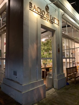 Bacio di Latte | Vila Madalena by null