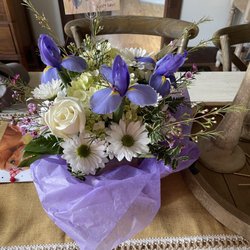 Greene's Flower Shoppe - Florist Choice Bouquet   17086