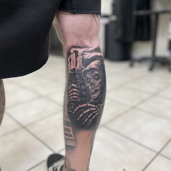 We Are Many Tattoo - Tattoo Near Me - Moreno Valley, California