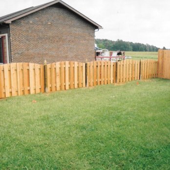 Triple Quality Fence and Deck - Roll top shadow box - Fences & Gates Near Me Triple Quality Fence and Deck - Roll top shadow box - Fences & Gates Near Me