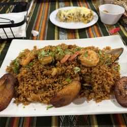 El Paraiso Del Marisco - So similar to paella. Arroz Marinero