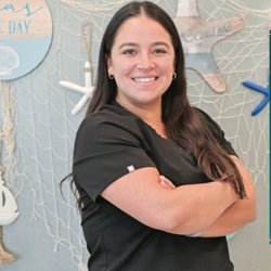 Gulf Coast Periodontics & Implants - Dr. Laura Smith, DDS Board-Certified Periodontist and IV sedation provider delivering expert, compassionate care.