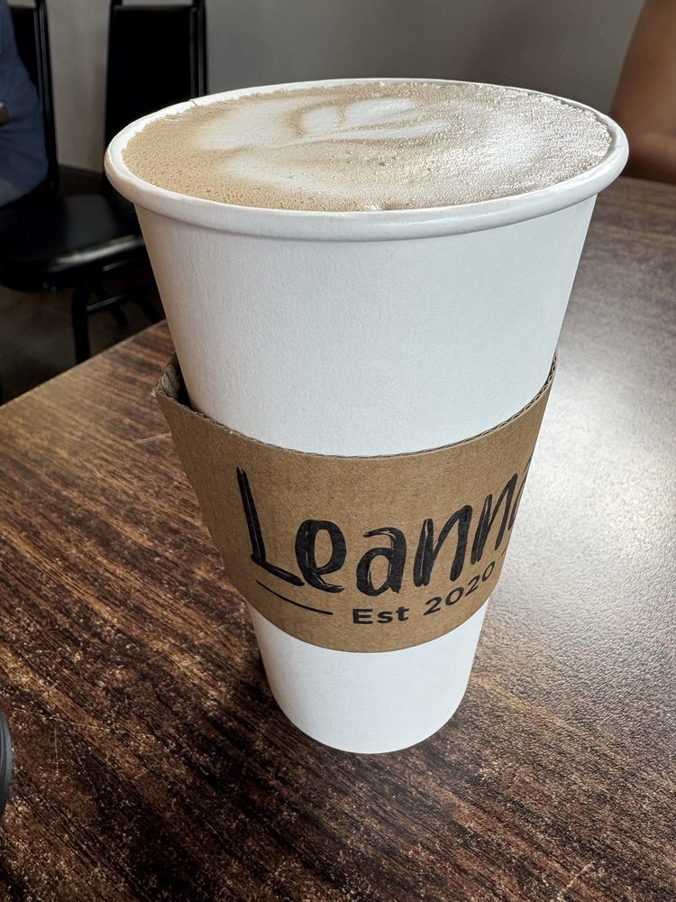 Leannas Logo