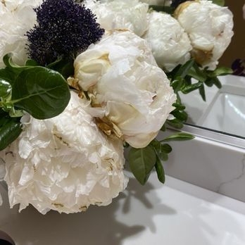 Ithaki Mediterranean Restaurant - Dead flowers - Mediterranean Near Me - Peabody, Massachusetts
