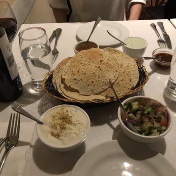 Spice Club - Pappadums and sauces - Indian Near Me - South Yarra, VIC