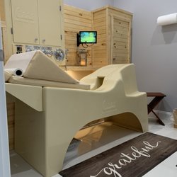 True Colon Hydrotherapy Spa - Colon Hydrotherapy room. Open system device.