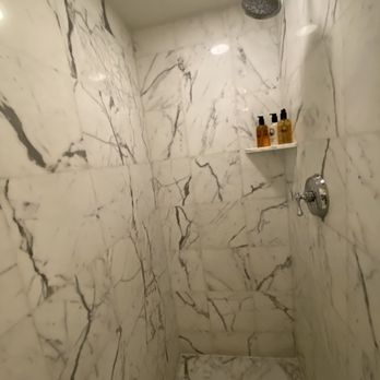 The Ritz-Carlton Naples, Tiburón - Shower - Hotels Near Me - Naples, Florida The Ritz-Carlton Naples, Tiburón - Shower - Hotels Near Me - Naples, Florida