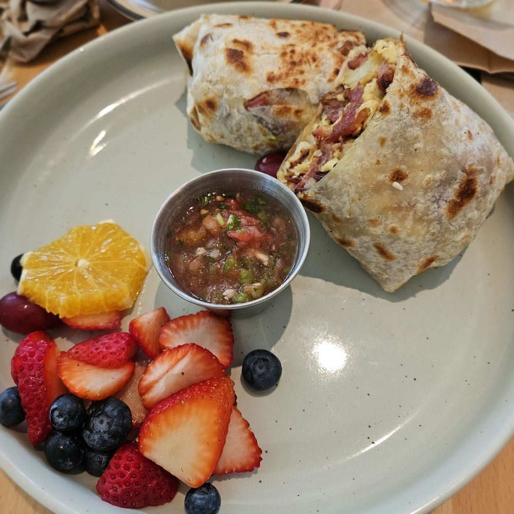 Daffodil Cafe - Breakfast Burrito w/ Bacon - Cafes Near Me - San Diego, California Daffodil Cafe - Breakfast Burrito w/ Bacon - Cafes Near Me - San Diego, California