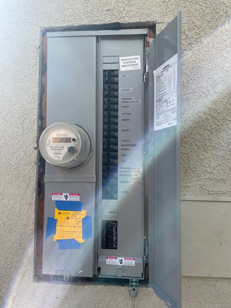 Slide of Salt N Light Electric