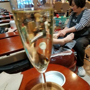 H2O Nail Bar & Spa - Day Spas Near Me - Philadelphia, Pennsylvania H2O Nail Bar & Spa - Day Spas Near Me - Philadelphia, Pennsylvania