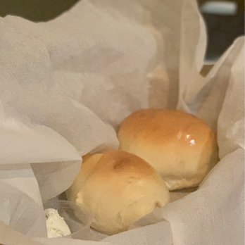 Tony And Luigis - Complimentary bread basket - Italian Near Me - Georgetown, Texas Tony And Luigis - Complimentary bread basket - Italian Near Me - Georgetown, Texas