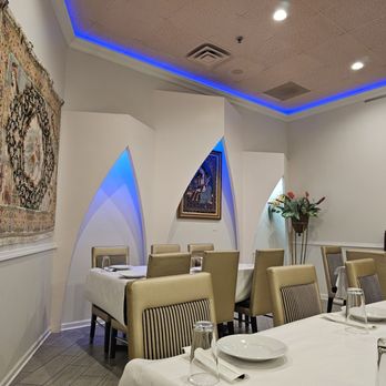 Noon O Kabab - Restaurant dining area - Persian/Iranian Near Me - Hickory Hills, Illinois Noon O Kabab - Restaurant dining area - Persian/Iranian Near Me - Hickory Hills, Illinois