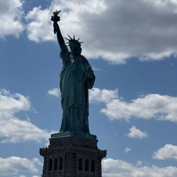 Circle Line Sightseeing Cruises - Statue of liberty - Boat Tours Near Me - New York, New York Circle Line Sightseeing Cruises - Statue of liberty - Boat Tours Near Me - New York, New York