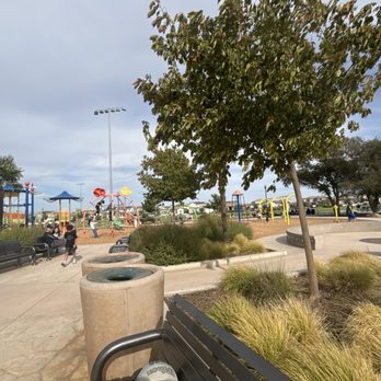 Oasis Park - Park - Parks Near Me - Elk Grove, California