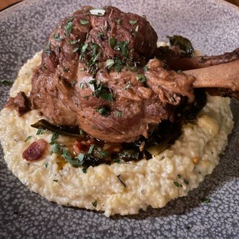 Harvest - Pork shank with cheesy polenta, kale and cauliflower - New American Near Me - Laguna Beach, California Harvest - Pork shank with cheesy polenta, kale and cauliflower - New American Near Me - Laguna Beach, California