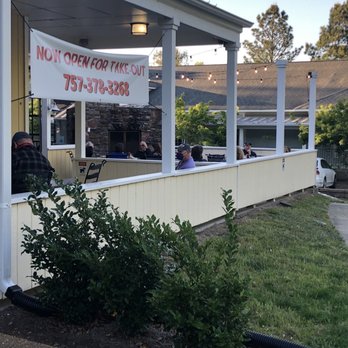 Craft 31 - View of outdoor area - Pizza Near Me - Williamsburg, Virginia