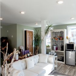 Splendid Chaos Full Service Salon