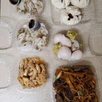 Homestyle Dim Sum - Christmas dim sum. Doubled up on my favorite beef rice rolls - Dim Sum Near Me - Seattle, Washington