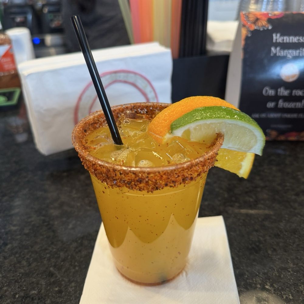 Olla Taqueria Gutierrez - Peach Mango Margarita (mocktail) - Mexican Near Me - Covington, Kentucky Olla Taqueria Gutierrez - Peach Mango Margarita (mocktail) - Mexican Near Me - Covington, Kentucky