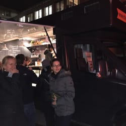 Hall Of Taste - Der Streetfood Markt - The Cave