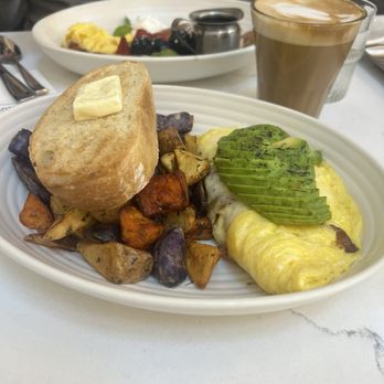 Sweet Maple  - New American Near Me - Walnut Creek, California