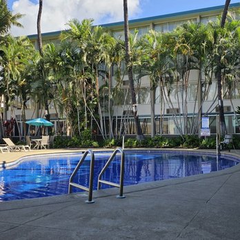 Airport Honolulu Hotel - Pool - Hotels Near Me - Honolulu, Hawaii Airport Honolulu Hotel - Pool - Hotels Near Me - Honolulu, Hawaii