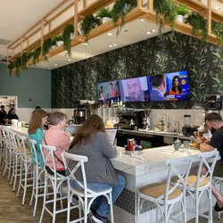 Honey Berry - Interior bar