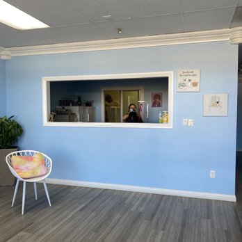 Jojo's Pet Station - Inside - Pet Groomers Near Me - El Monte, California Jojo's Pet Station - Inside - Pet Groomers Near Me - El Monte, California