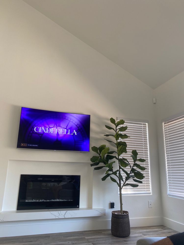 Slide of H.I.G Contractors