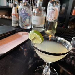 Gin cocktail with Vietnamese gin Gin cocktail with Vietnamese gin
