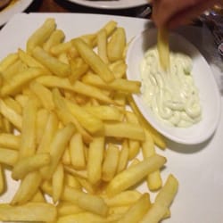 La Teja - Papas fritas con Ali olí. Por 2€!!