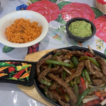 El Jacalito - Steak fajitas - Mexican Near Me - Blackwood, New Jersey
