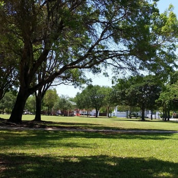 Continental Park - Beautiful day! - Parks Near Me - Miami, Florida