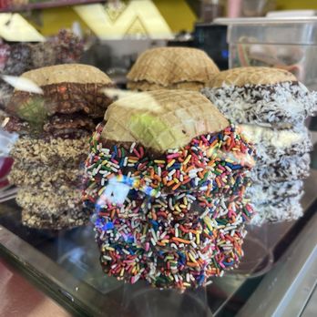 La Michoacana Plus - Special fun cones - Ice Cream & Frozen Yogurt Near Me - Porterville, California La Michoacana Plus - Special fun cones - Ice Cream & Frozen Yogurt Near Me - Porterville, California