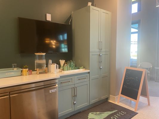 Summit Coffee Brookhaven by null