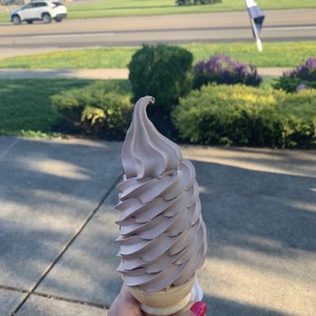 Frosty's Ice Cream - This is a small chocolate cone! - Ice Cream & Frozen Yogurt Near Me - Depew, New York