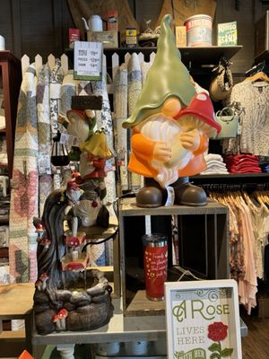 Cracker Barrel Old Country Store by null