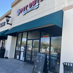 Jones Pet Outlet