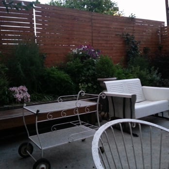 The Narrows - Great backyard! - Bars Near Me - Brooklyn, New York