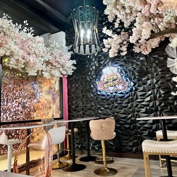 Casa De Flora Bar - Coffee & Tea Near Me - Bloomfield, New Jersey