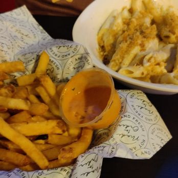 Social Goose Bar - Mac N Cheese with Fries - Bars Near Me - Brunswick, Maine Social Goose Bar - Mac N Cheese with Fries - Bars Near Me - Brunswick, Maine