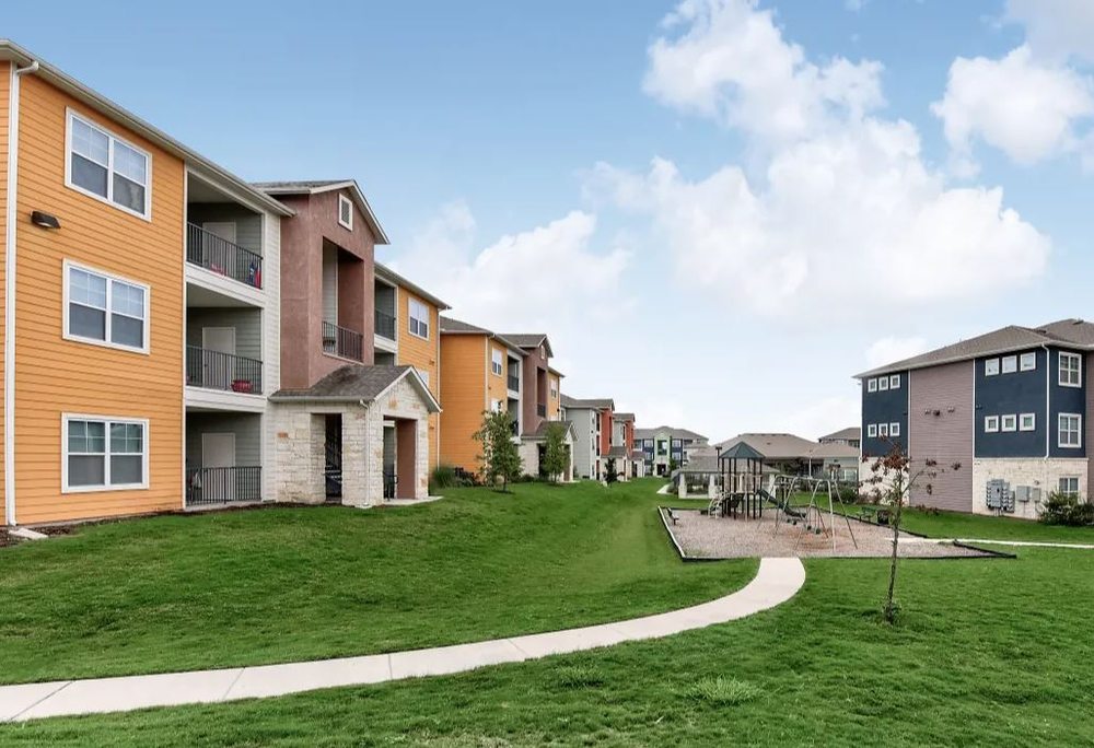 THE HEIGHTS ON PARMER APARTMENT HOMES Updated August 2024 11 Photos