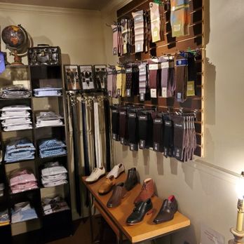 Fred Nance Collection - Inside store - Men's Clothing Near Me - Nashville, Tennessee Fred Nance Collection - Inside store - Men's Clothing Near Me - Nashville, Tennessee