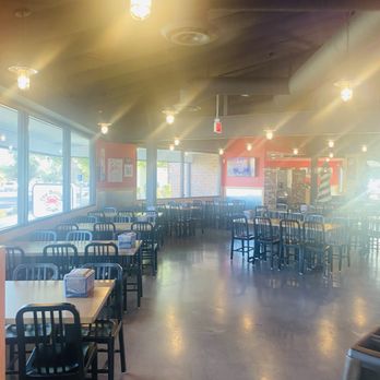 The Boiling Crab - Indoor seating - Cajun/Creole Near Me - Tustin, California The Boiling Crab - Indoor seating - Cajun/Creole Near Me - Tustin, California