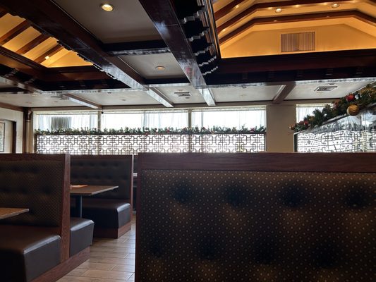 Mandarin Gourmet by null